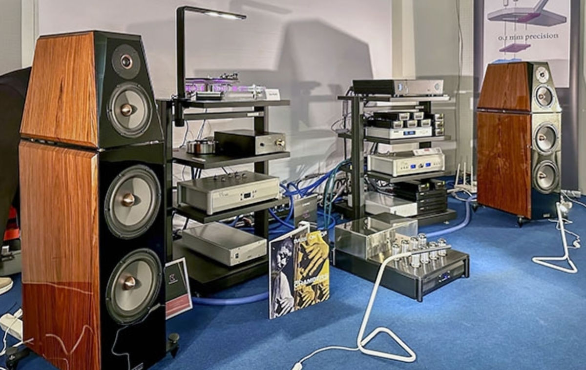 Joseph Audio, Doshi Audio, SOtM, Funk Firm: Kicking Ass and Taking Names